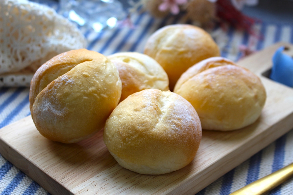 プチミルクパンの画像