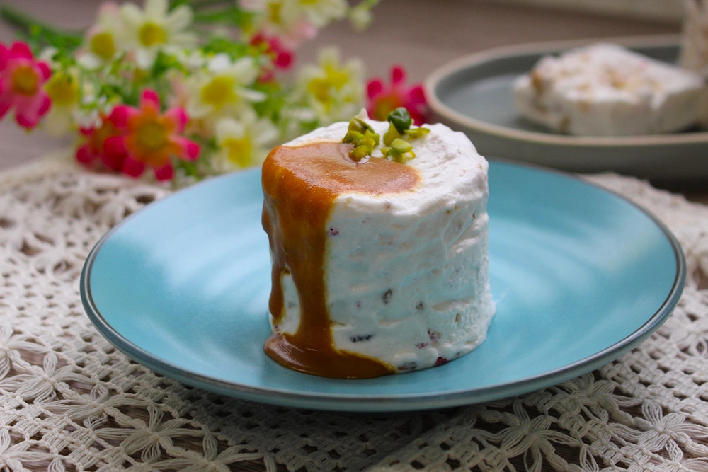 ちょっと大人のアイス「ヌガーグラッセ」の画像