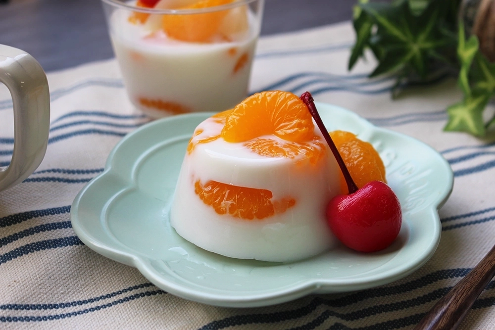 練乳入り「みかん牛乳寒天」の画像