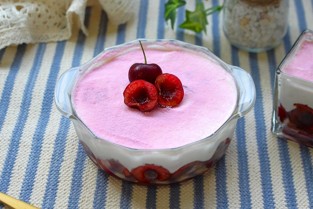 アメリカンチェリーの簡単ティラミスの画像
