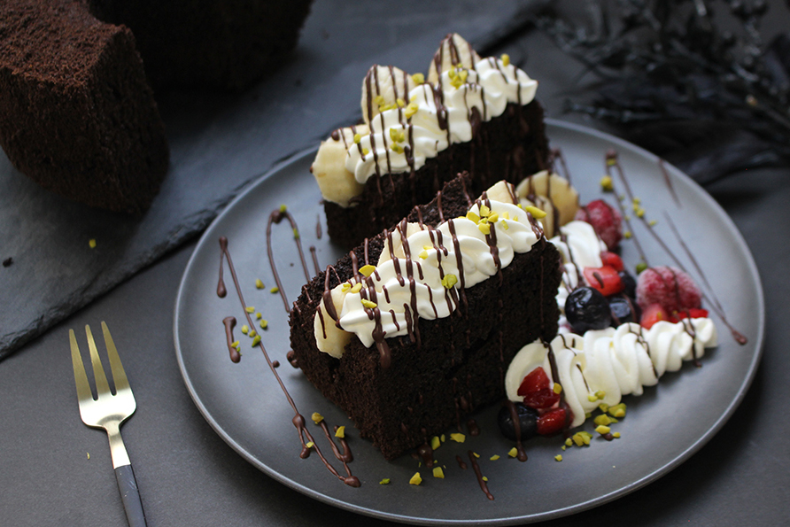 ブラックココアのシフォンケーキの画像