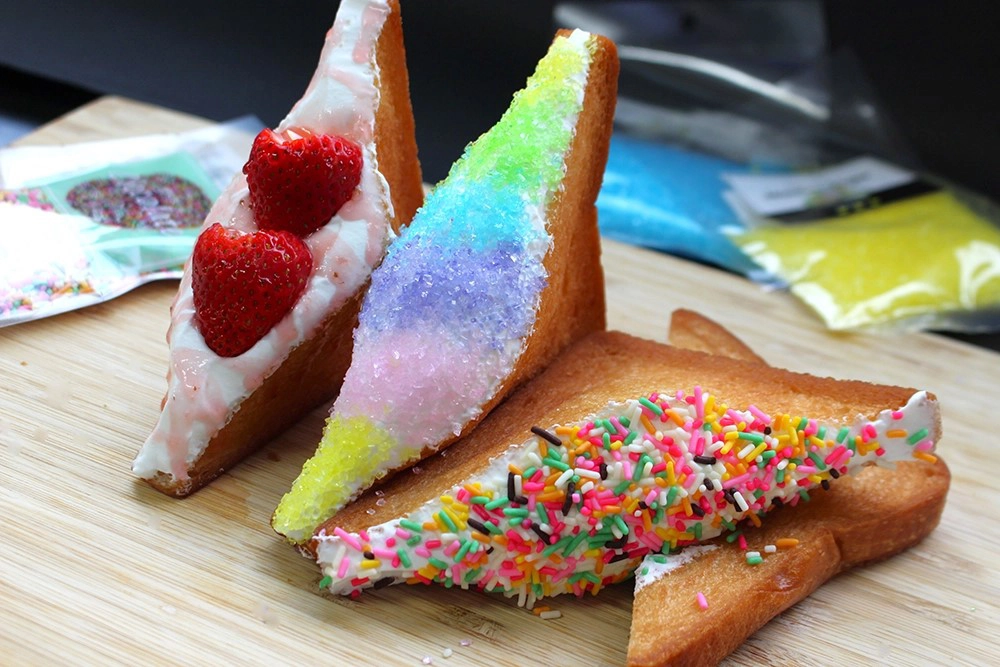 揚げパンサンドの画像