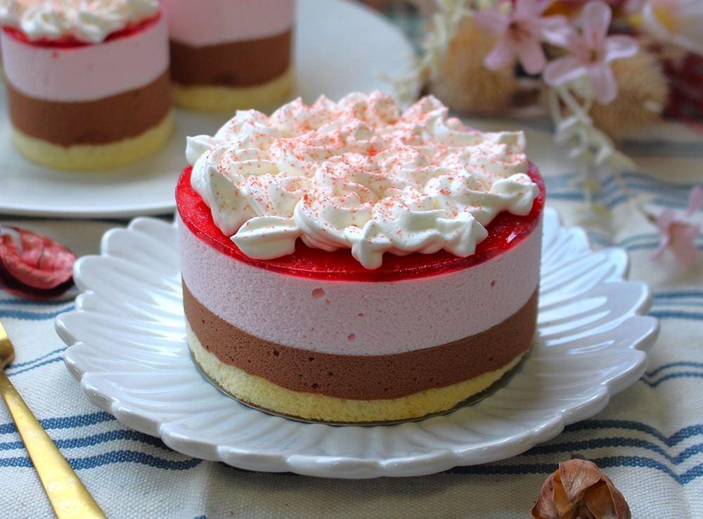 [ 母の日に ]カーネーションケーキの画像