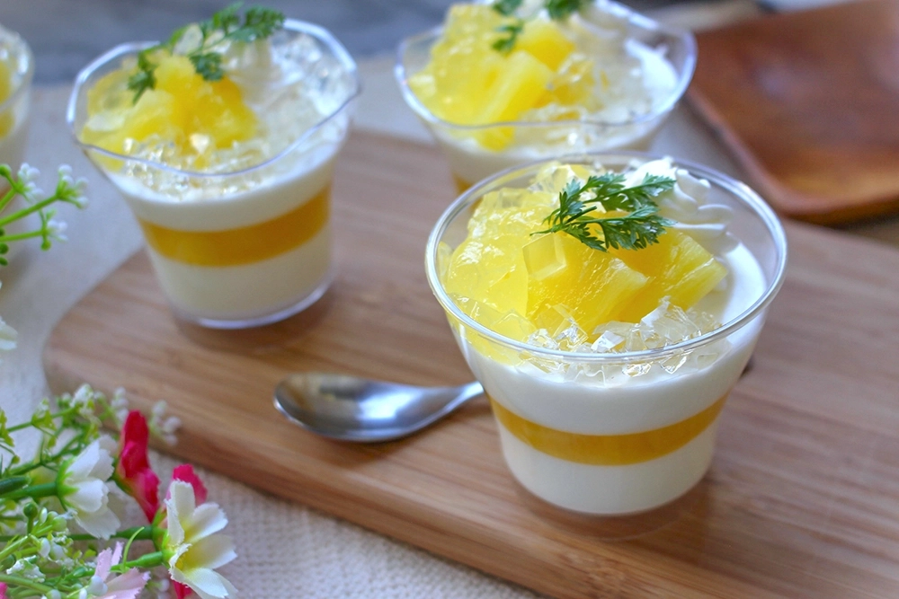 パインとヨーグルトムースの画像