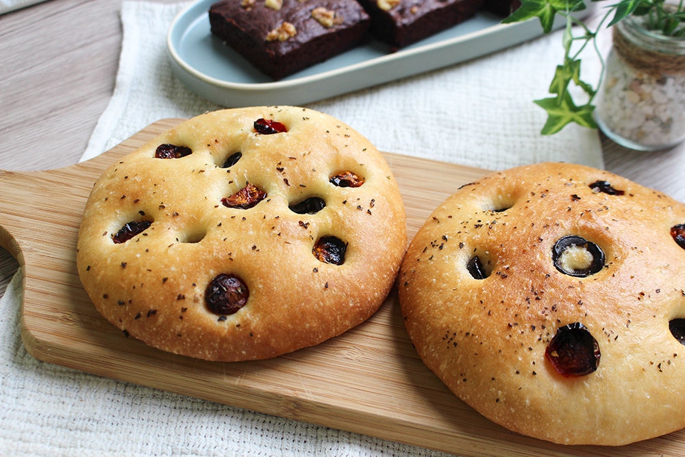 セモリナ粉入りフォカッチャの画像