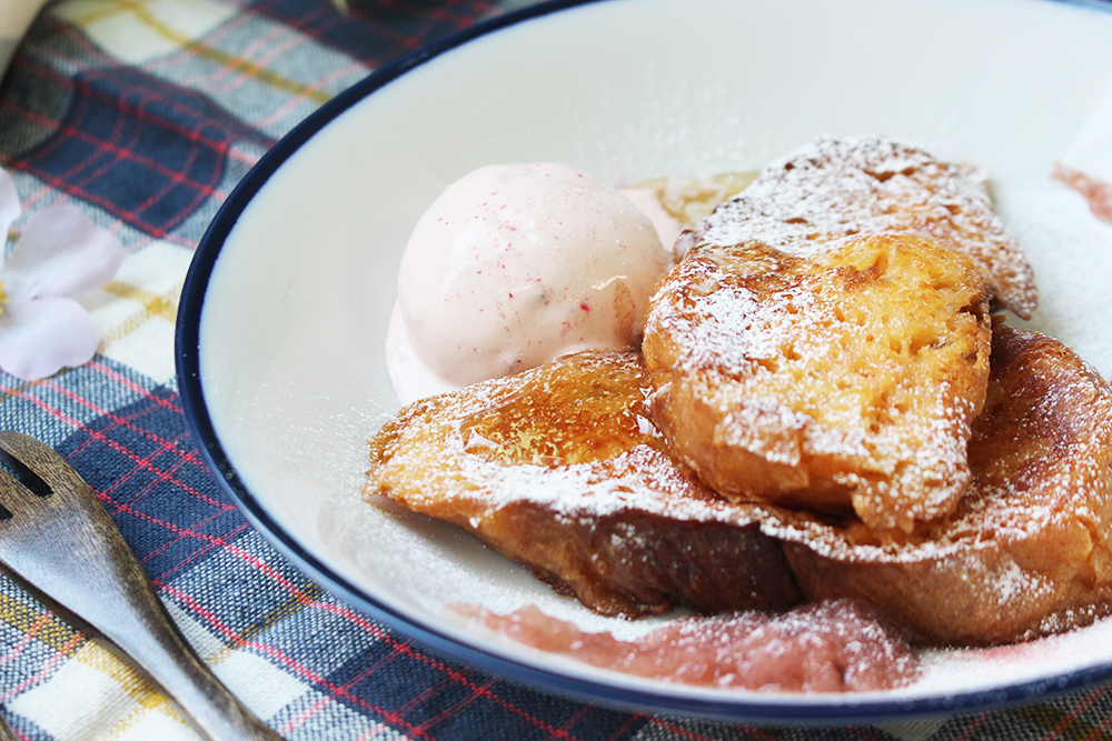 桜のフレンチトーストの画像