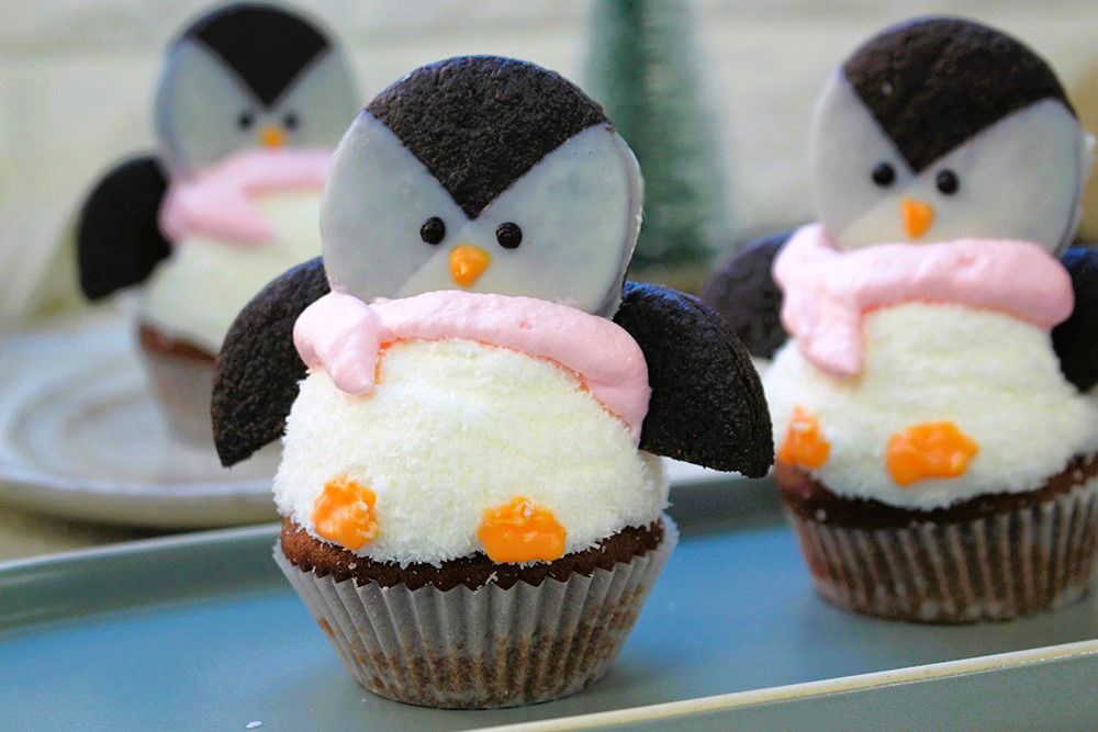 ミックス粉でペンギンケーキの画像