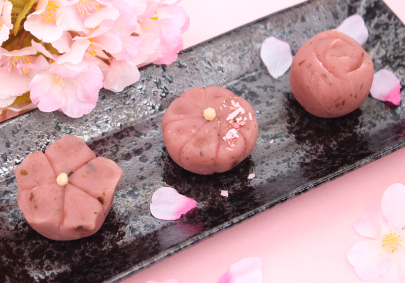 練り切り～桜あんアレンジ～の画像